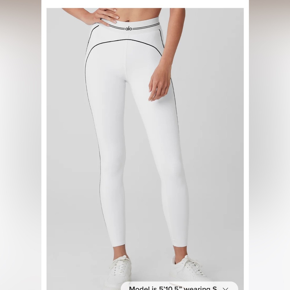 Alo Yoga Heart Throb Leggings